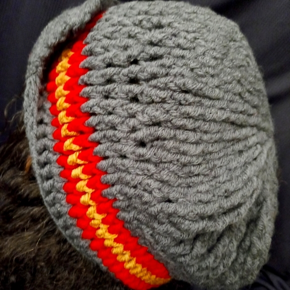 Hat - Picture 9 of 10